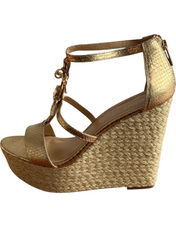  Δερμάτινη Γυναικεία Πλατφόρμα - Α652