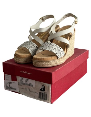  Δερμάτινη Γυναικεία Πλατφόρμα - Α675