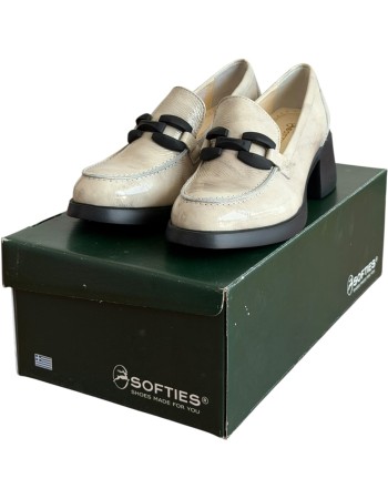 Δερμάτινο Γυναικείo Μοκασίνι - B179